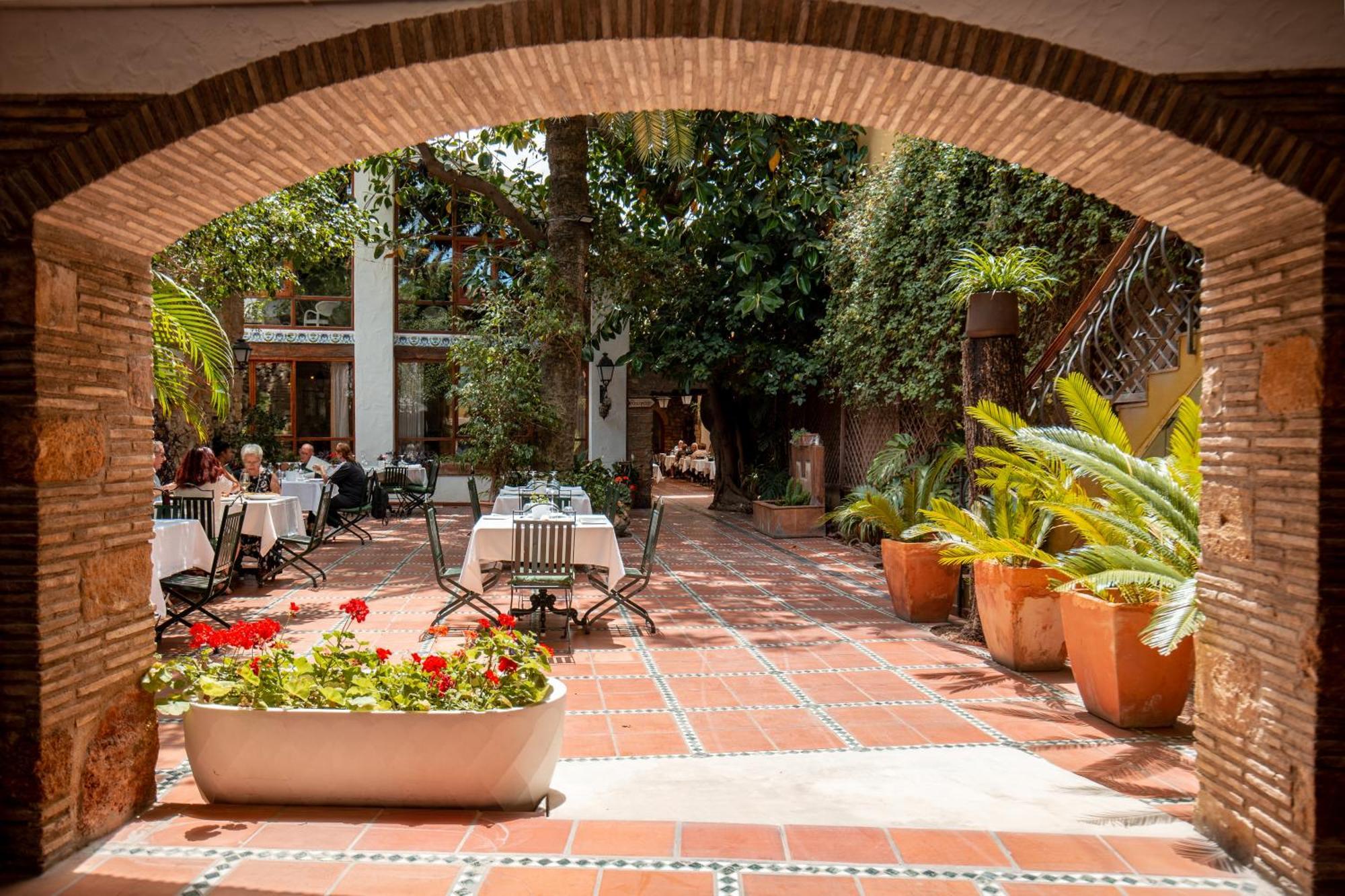 Hotel Nou Roma Denia Exterior photo